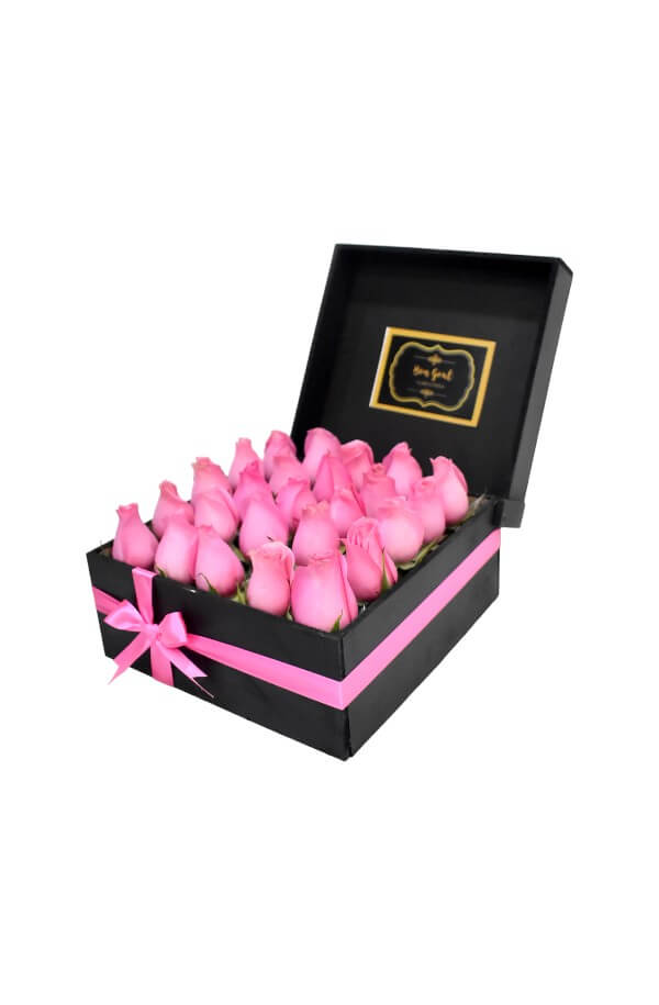 Arreglo Floral Con Rosas Rosas #color_Rosa