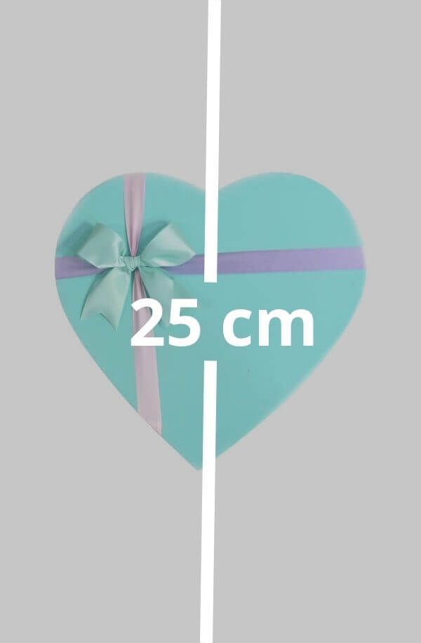 Arreglo Floral En forma de Corazon con Flor Variada #color_Verde Agua