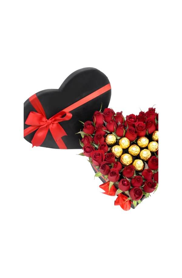 Arreglo Floral En forma de corazon con Rosas rojas y chocolate ferrero #color_rojo