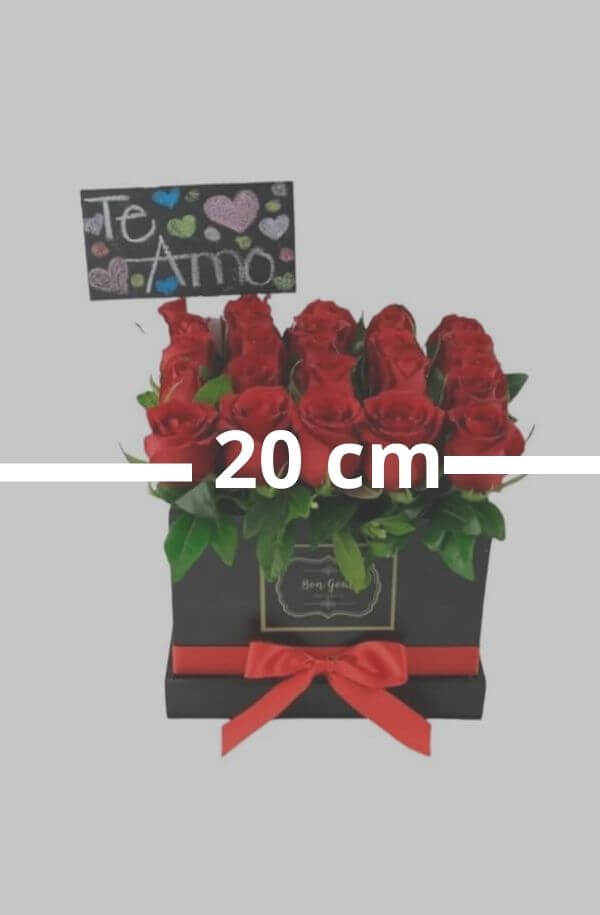 Arreglo Floral de Rosas Rojas #color_Rojo