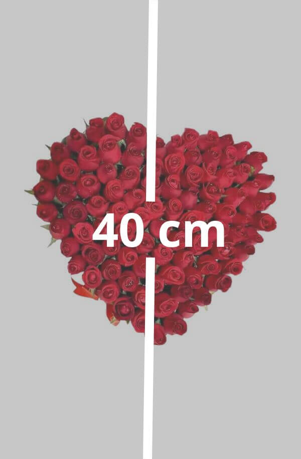 Arreglo floral en forma de corazon rosas rojas #color_Rojo