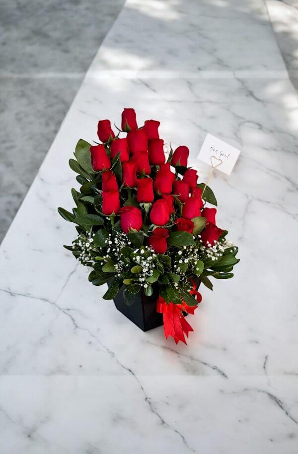 Caja con 24 Rosas Rojas