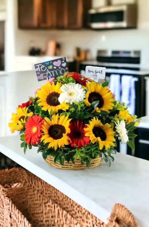 Canasta de Girasoles con Gerberas