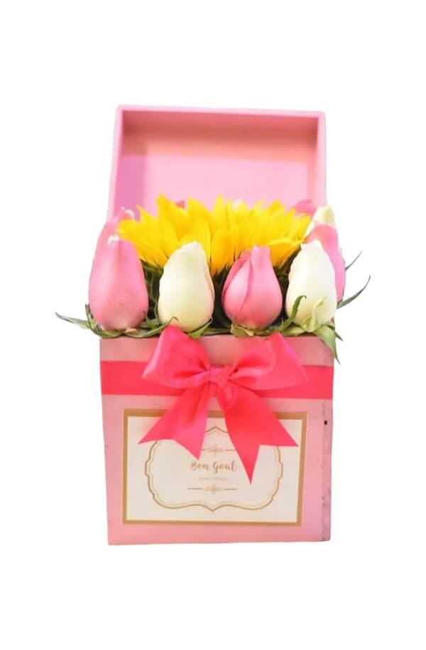 Arreglo Floral con Rosas color Pastel con girasol #Color_Rosa/Blanco