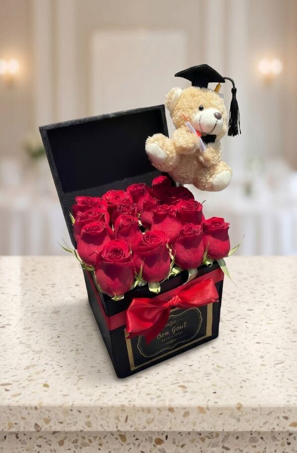 CubodeRosasRojasyPeluchegraduacion