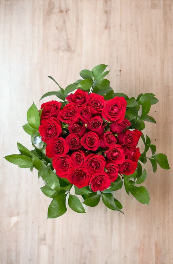Arreglo Floral de Rosas Rojas #color_Rojo