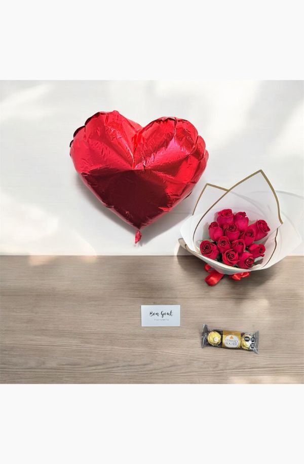 Ramo de Rosas Rojas, globo y chocolates