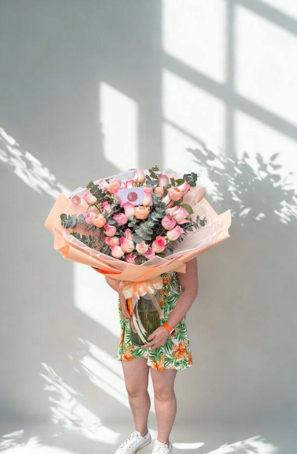 Ramo de Peonias y Rosas