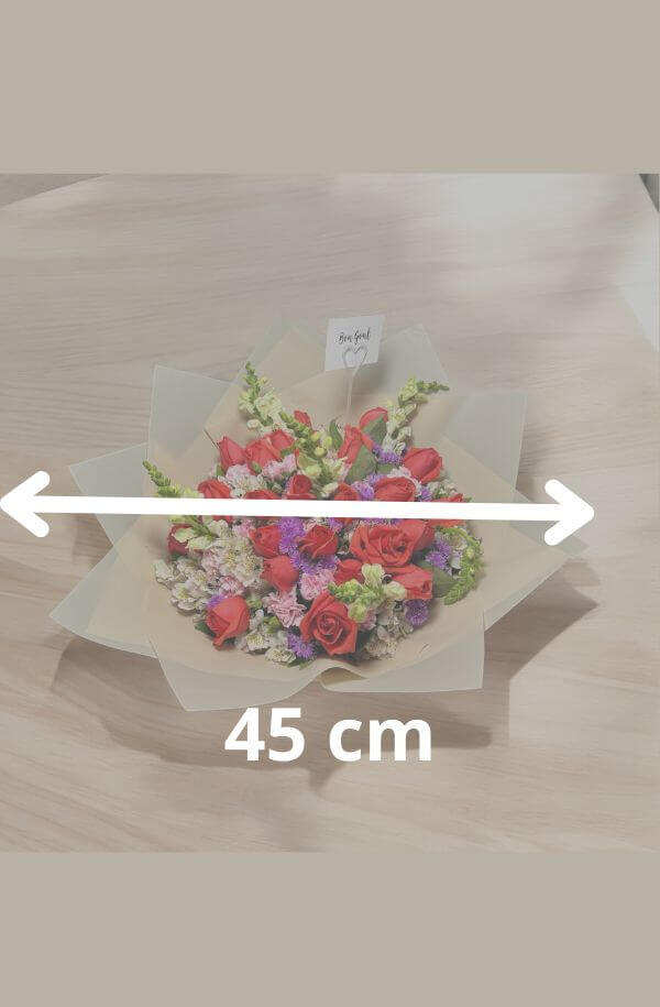 Ramo de Rosas Con Flor Variada