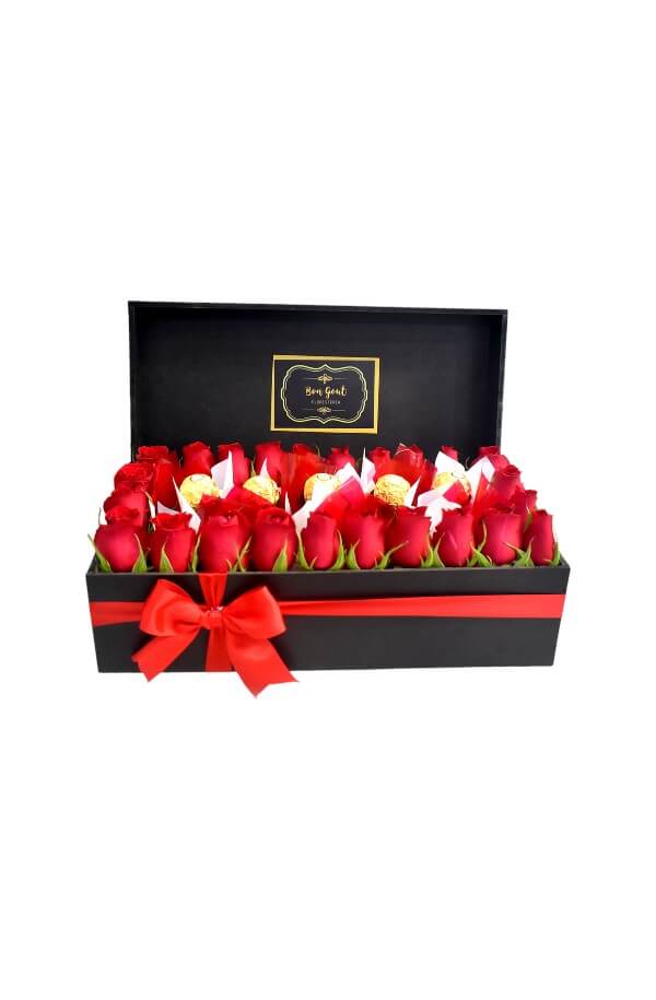 Arreglo Floral con  Rosas Rojas y chocolates #color_Rojo