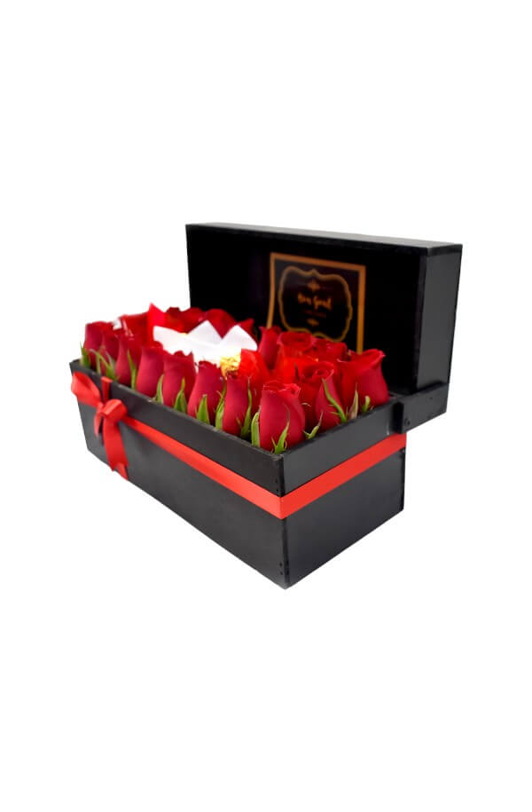 Arreglo Floral con  Rosas Rojas y chocolates #color_Rojo